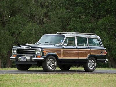 照片显示了期待已久的Jeep Wagoneer和Grand Wagoneer