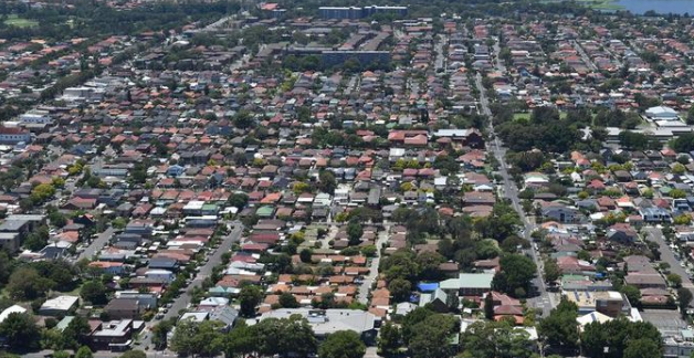 CoreLogic的Tim Lawless说过去十年来澳大利亚的住房负担能力有所提高