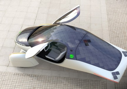 未来概念车太阳能3轮Aptera无需充电