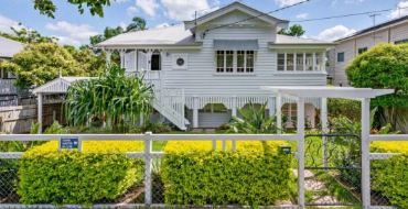 有近100年的Ashgrove房屋售价143万澳元