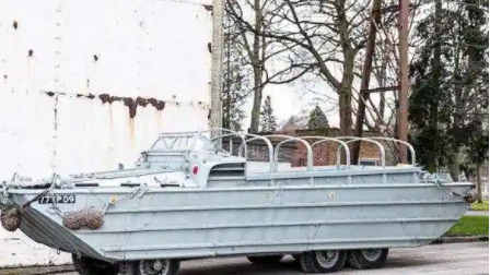第二次世界大战时代的六轮驱动两栖GMC卡车即将发售