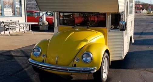 这款19,800美元的1969年大众甲壳虫改装车是完美的迷你露营者