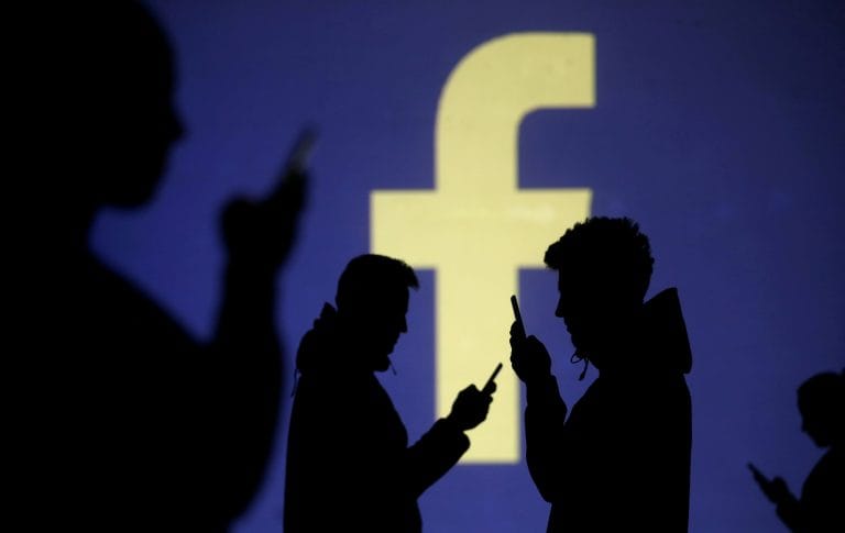 为什么Facebook被英国立法者标记为“数字歹徒”