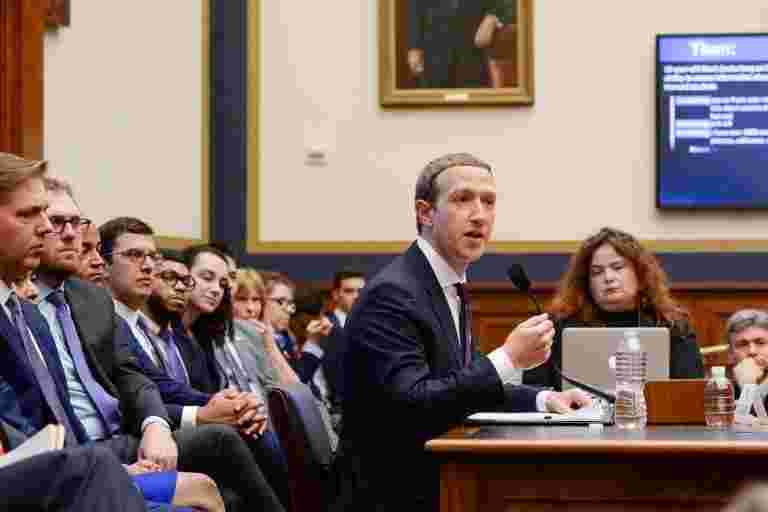 Facebook的Mark Zuckerberg在美国国会大会上数字货币，隐私，选举