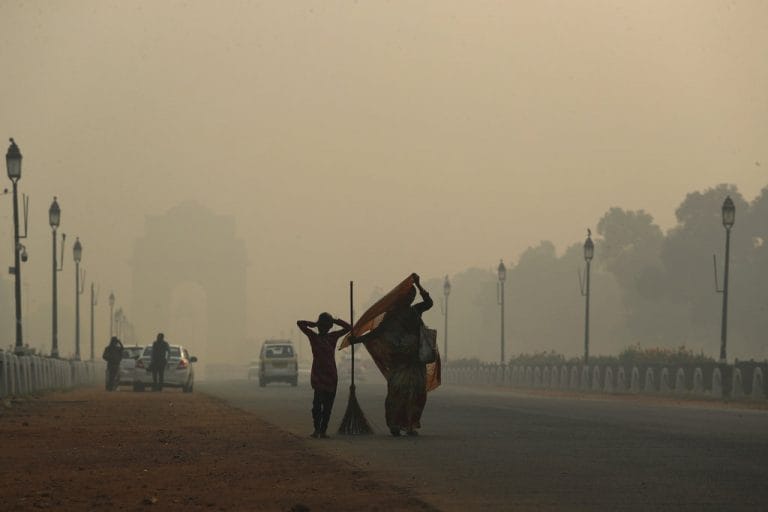德里的空气仍然“非常贫穷”，预计周末会恶化