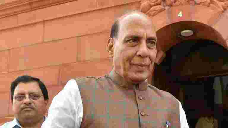 Union部长Rajnath Singh在Assam中揭开了“智能击剑”项目