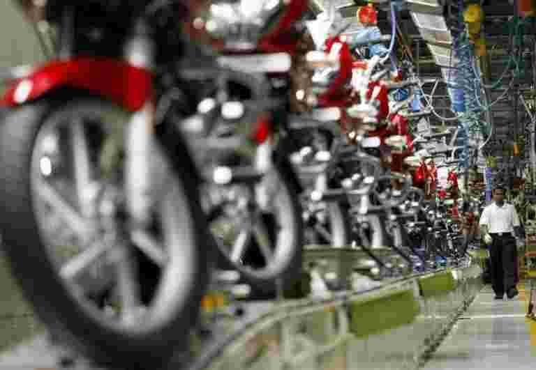 Bajaj Auto Q2利润飙升22％同比，节拍估计