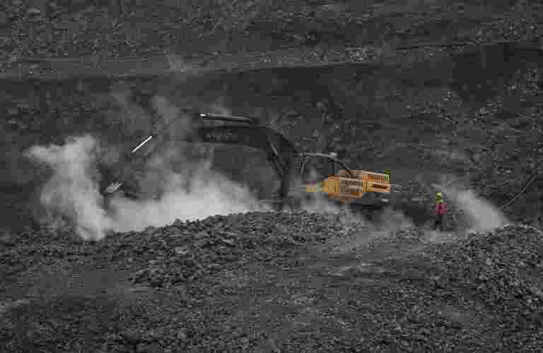 走向自助印度：私营部门进入煤炭矿业未来