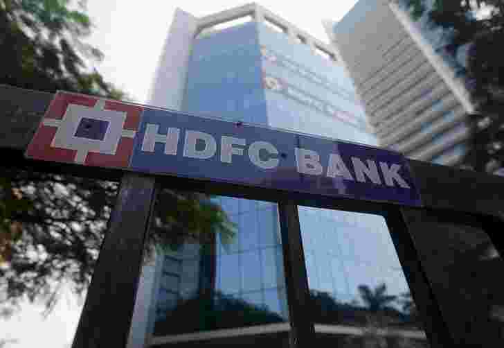 HDFC银行从国内升起了15,151卢比，海外MKT