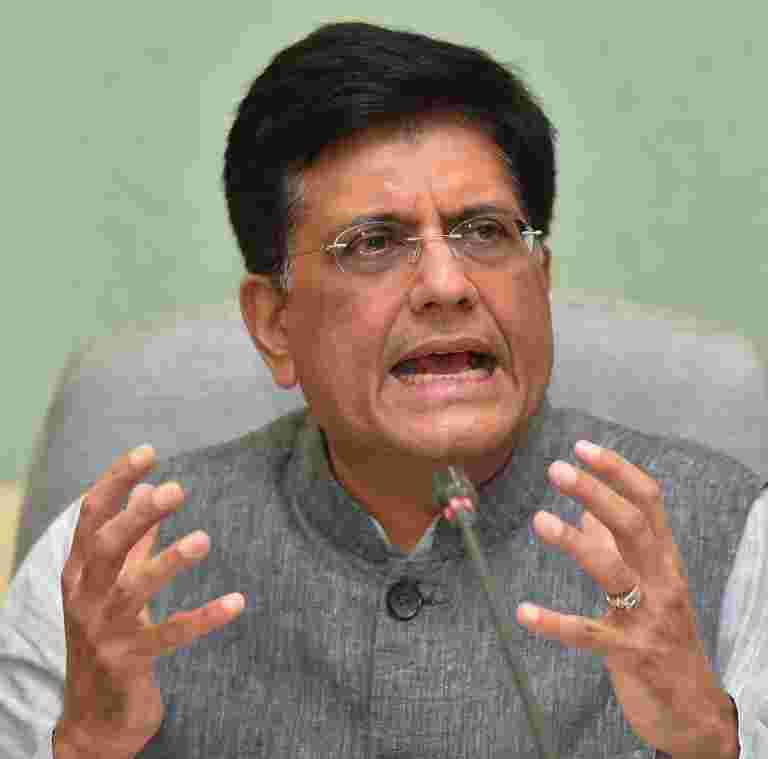 收入高达9.5万卢比的人可以逃避税费：FM Piyush Goyal.