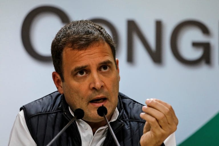 2019年预算：为他们所立场的一切侮辱农民17卢比，努力工作Rahul Gandhi