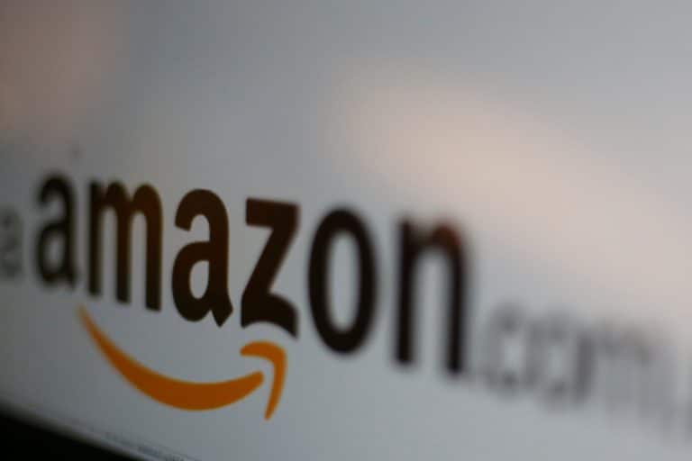 报告称，亚马逊工资将在购物者停止和更多地推出“扫描和支付”服务