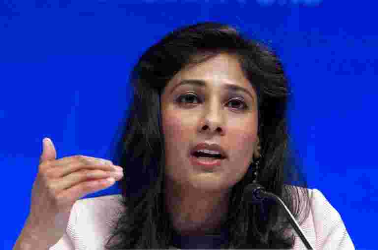 IMF的Gita Gopinath：关税和新兴市场弱点称量全球增长