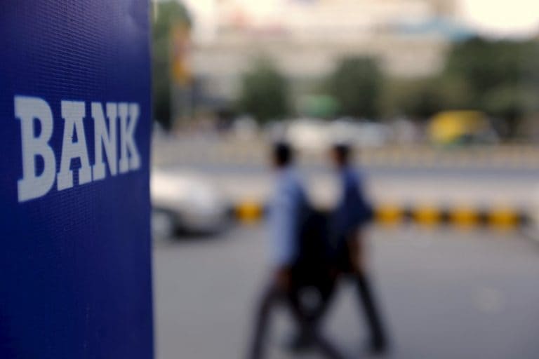 RBI Blasts银行对糟糕的合规性，责备他们欺诈