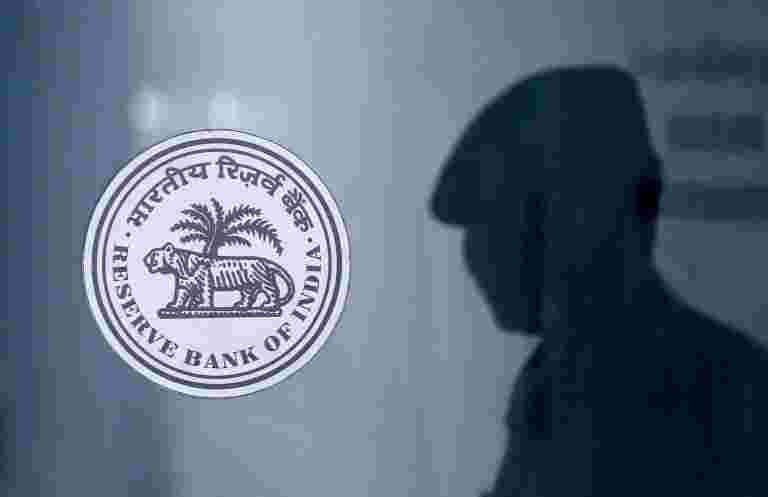 RBI建议将银行首席执行官的术语达到10年的促进者，15年的非启动人员